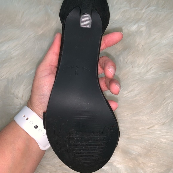 Women’s Heels Shoes - Picture 6 of 7